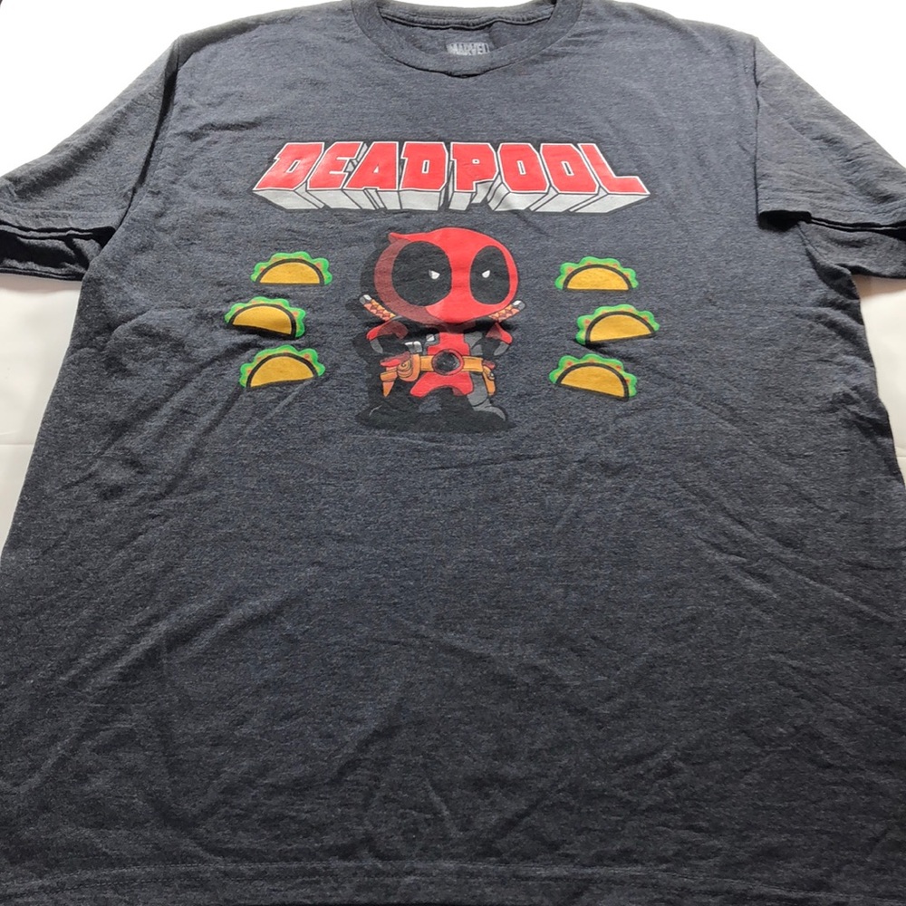Marvel Dead Pool graphic T Shirt size Large